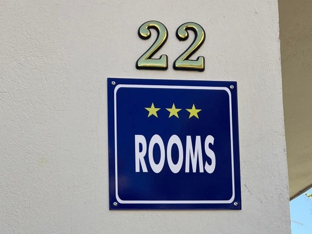 Rooms 22 - Beachfront Primošten Exteriér fotografie